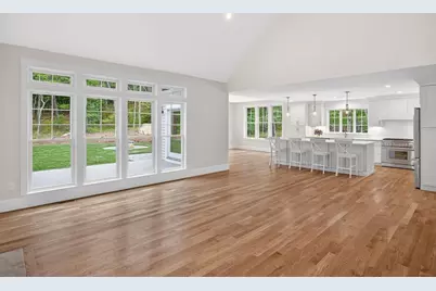 153 Oakmont Dr, Barnstable, MA 02675 - Photo 7