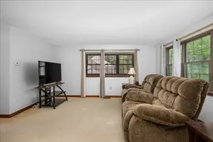 4 Victoria Dr, Auburn, MA 01501 - Photo 17
