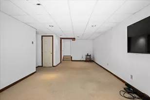 4 Victoria Dr, Auburn, MA 01501 - Photo 25