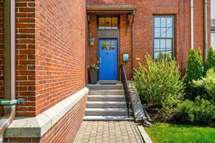 44 Pleasant St, Marblehead, MA 01945 - Photo 29