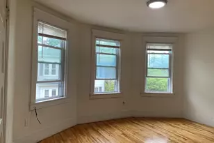 27 Granby Rd, Worcester, MA 01604 - Photo 9