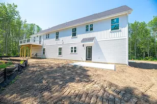 24 Meadowview Ln, Salisbury, MA 01952 - Photo 3
