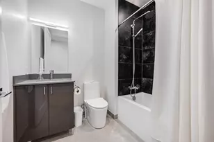 340 W 2nd St, Boston, MA 02127 - Photo 13