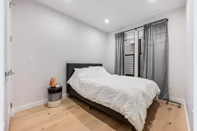340 W 2nd St #3, Boston, MA 02127 - Photo 11