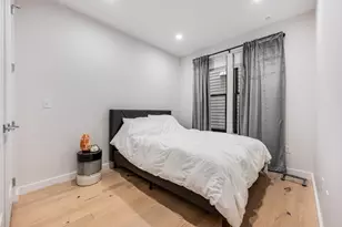 340 W 2nd St, Boston, MA 02127 - Photo 11