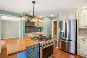 22 Floret Cir, Hingham, MA 02043 - Photo 19