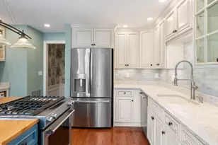 22 Floret Cir, Hingham, MA 02043 - Photo 17