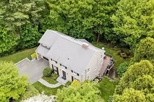 105 Thornberry Rd, Winchester, MA 01890 - Photo 33