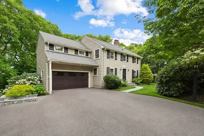 105 Thornberry Rd, Winchester, MA 01890 - Photo 1