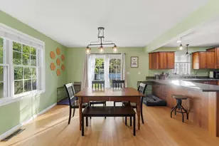 23 Yale St, Uxbridge, MA 01569 - Photo 11