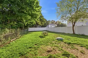 23 Yale St, Uxbridge, MA 01569 - Photo 37