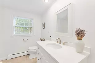 4 Old Wood Rd, Framingham, MA 01701 - Photo 9