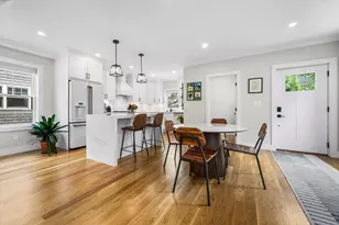 63 Florence St, Melrose, MA 02176 - Photo 5