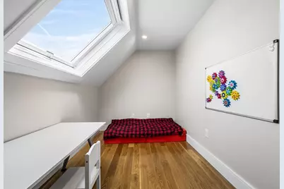 63 Florence St, Melrose, MA 02176 - Photo 23