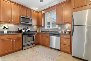 12 Walter Terrace, Somerville, MA 02145 - Photo 3