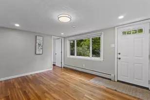5 Phoenix St, Worcester, MA 01604 - Photo 15