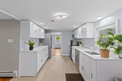 5 Phoenix St, Worcester, MA 01604 - Photo 11