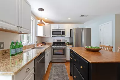 169 Brook St, Franklin, MA 02038 - Photo 5