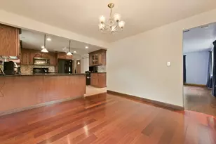 35 Alandale Pkwy, Norwood, MA 02062 - Photo 5