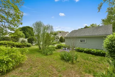 35 Alandale Pkwy, Norwood, MA 02062 - Photo 23