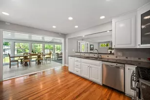 9 Center St, Sudbury, MA 01776 - Photo 9