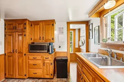 52 Elm St, Upton, MA 01568 - Photo 17