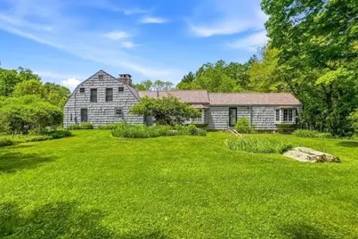 52 Elm St, Upton, MA 01568 - Photo 3