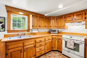 52 Elm St, Upton, MA 01568 - Photo 15