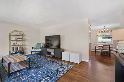 8 Horseshoe Dr, Auburn, MA 01501 - Photo 5