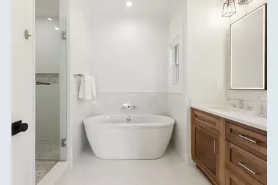1124 Chestnut St, Newton, MA 02464 - Photo 19