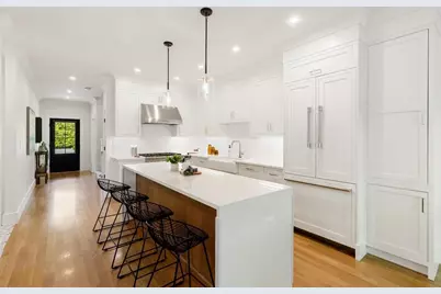 1124 Chestnut St, Newton, MA 02464 - Photo 9