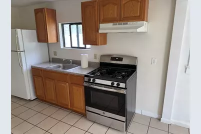 22 Summer St #1, Ashland, MA 01721 - Photo 3