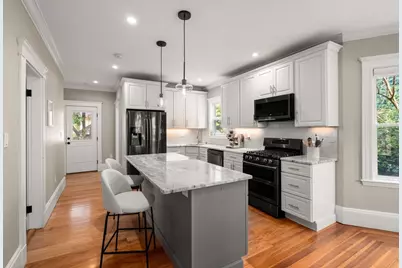 73 Bradfield Ave #1, Boston, MA 02131 - Photo 3