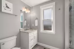 73 Bradfield Ave, Boston, MA 02131 - Photo 11