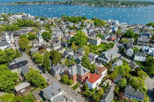 44 Pleasant St, Marblehead, MA 01945 - Photo 33