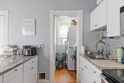 87 Roseclair St #3, Boston, MA 02125 - Photo 9