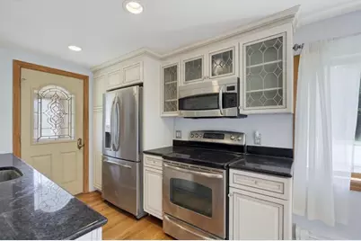 2 Herrick Road, Peabody, MA 01960 - Photo 11