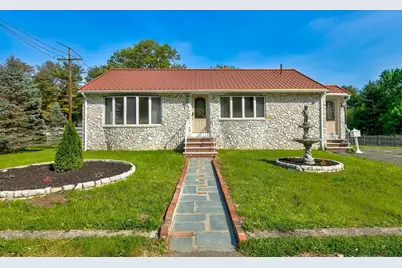 2 Herrick Road, Peabody, MA 01960 - Photo 1