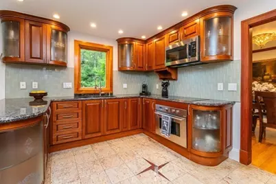 4 Pheasant Hill Rd, Hopkinton, MA 01748 - Photo 9