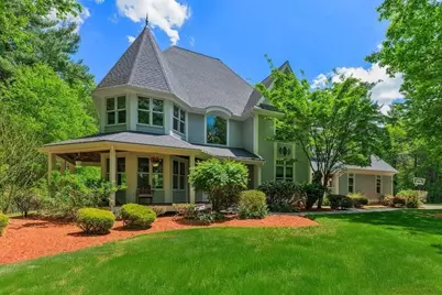 11 Windsor Dr, Foxboro, MA 02035 - Photo 1