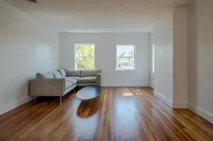 15 Colbourne Crescent, Brookline, MA 02445 - Photo 7
