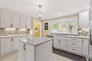 10 1st Ave, Pepperell, MA 01463 - Photo 7
