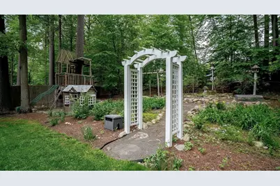 142 Baker St, Walpole, MA 02081 - Photo 41