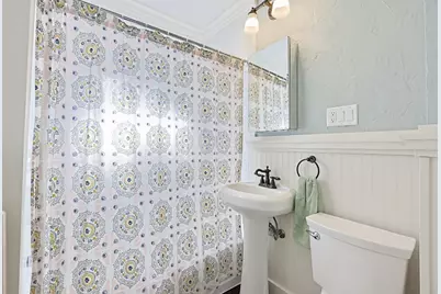 73 Taylor St, Malden, MA 02148 - Photo 17
