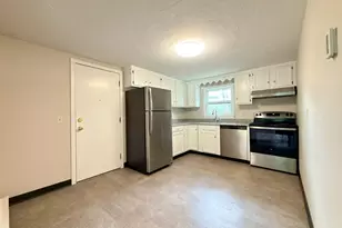 1 Annaberry Ln, Auburn, MA 01501 - Photo 5
