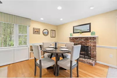 11 Peters Ln, Franklin, MA 02038 - Photo 9