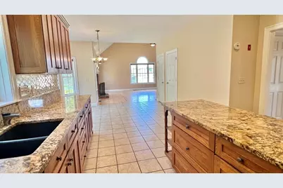 7 Deer Run, Charlton, MA 01507 - Photo 5
