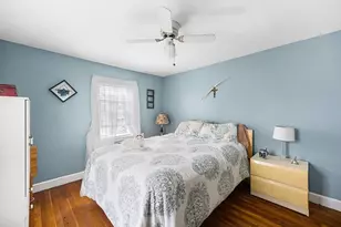 9 Hart St, Wakefield, MA 01880 - Photo 17
