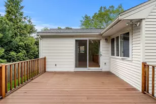 25 Countryside Ln, Marblehead, MA 01945 - Photo 33