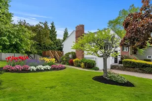 25 Countryside Ln, Marblehead, MA 01945 - Photo 31